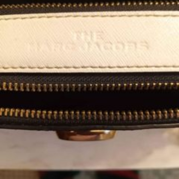Marc Jacob purse crossbody - Picture 4 of 5